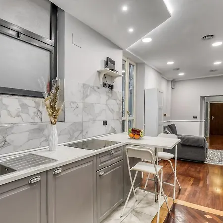 Apartament Atrhome Frattina Luxury