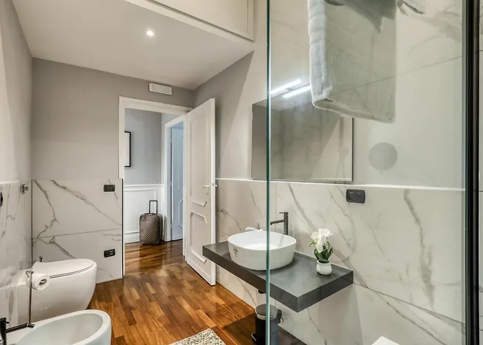 Atrhome Frattina Luxury * Rome