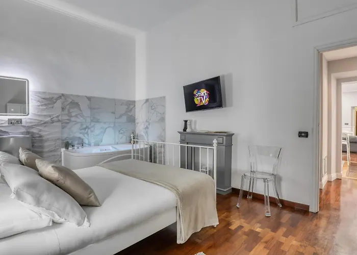 Atrhome Frattina Luxury Apartment *